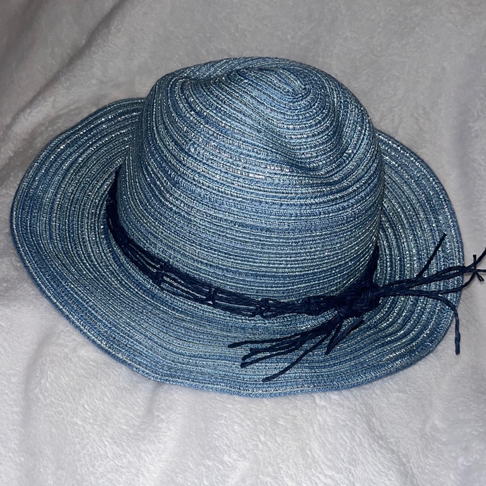 Beach hat, one size fits most